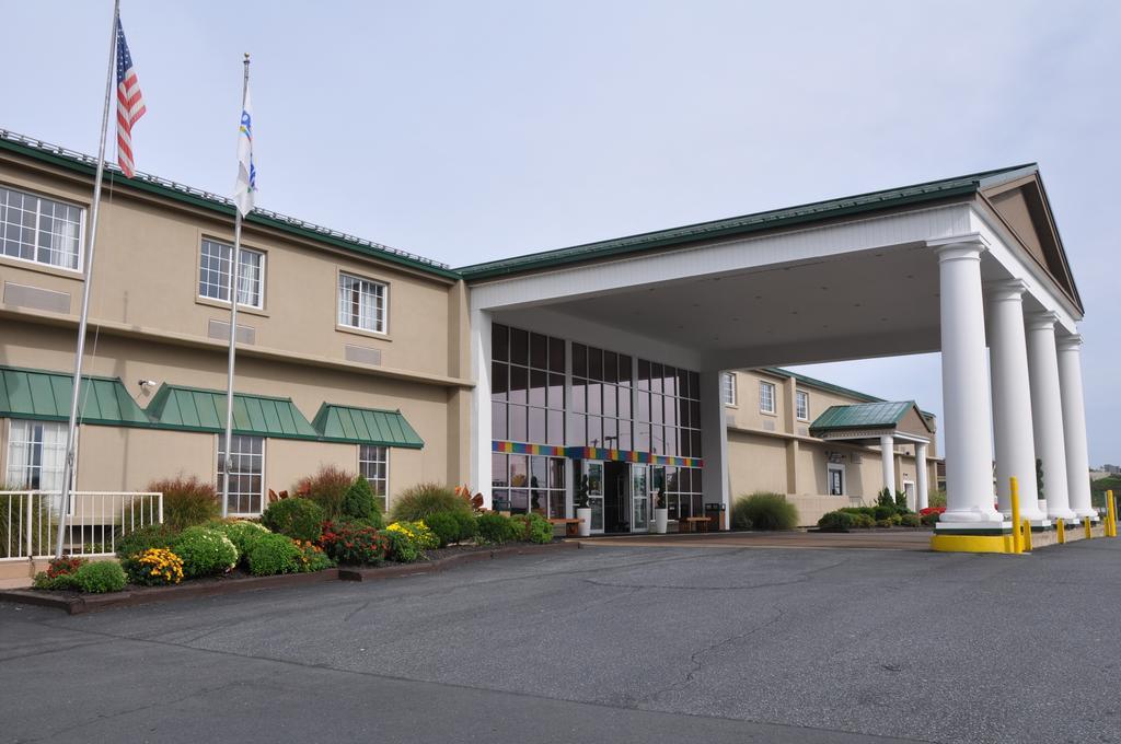 Park Inn By Radisson Harrisburg West Mechanicsburg Exterior photo
